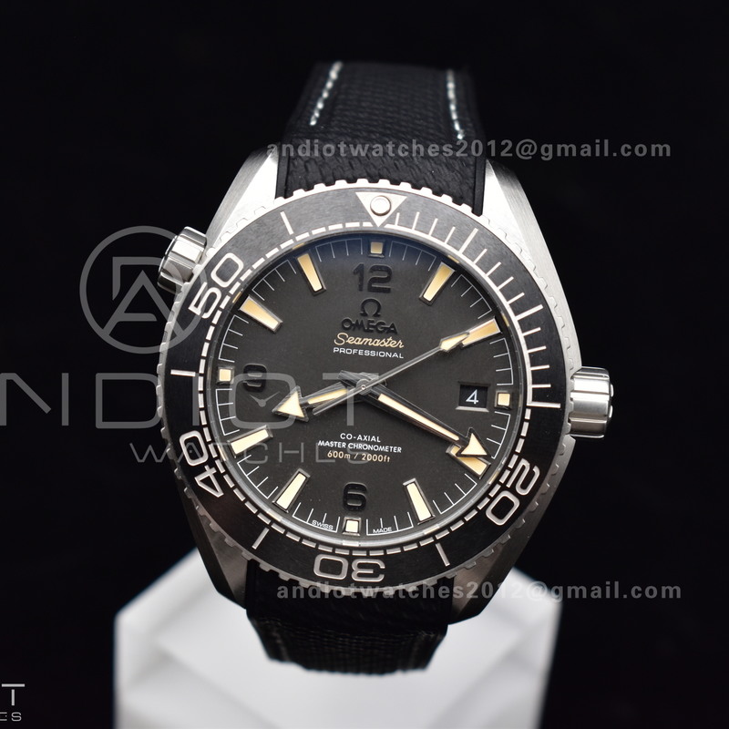 Planet Ocean 43.5mm SS VSF 1:1 Best Edition Gray Bezel Gray Dial on Black Rubber Strap A8900 Super Clone